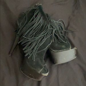 Native style fringe pleaser heels